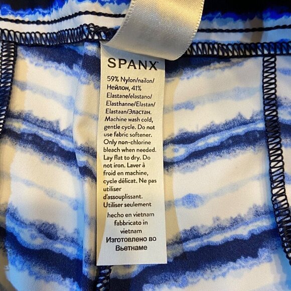 SPANX Sunshine 6” Short Blue Stripe UPF50+ Stretch Golf Beach Travel Pockets NWT - Picture 7 of 12